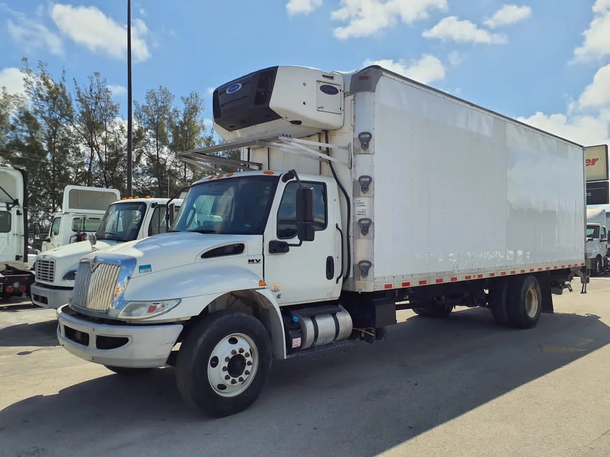 2019 International MV in Miami, FL