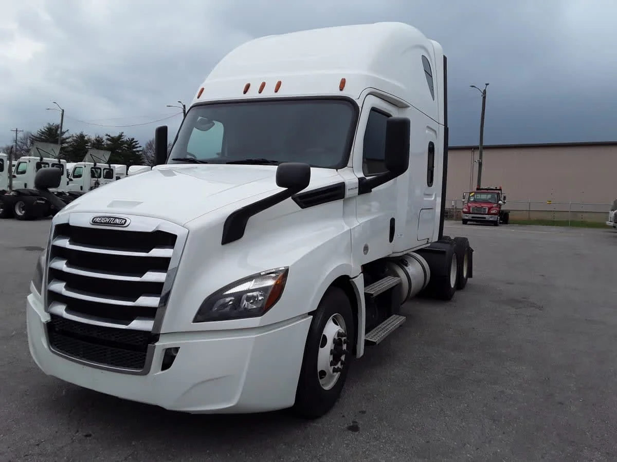 2020 Freightliner Cascadia in La Vergne, TN