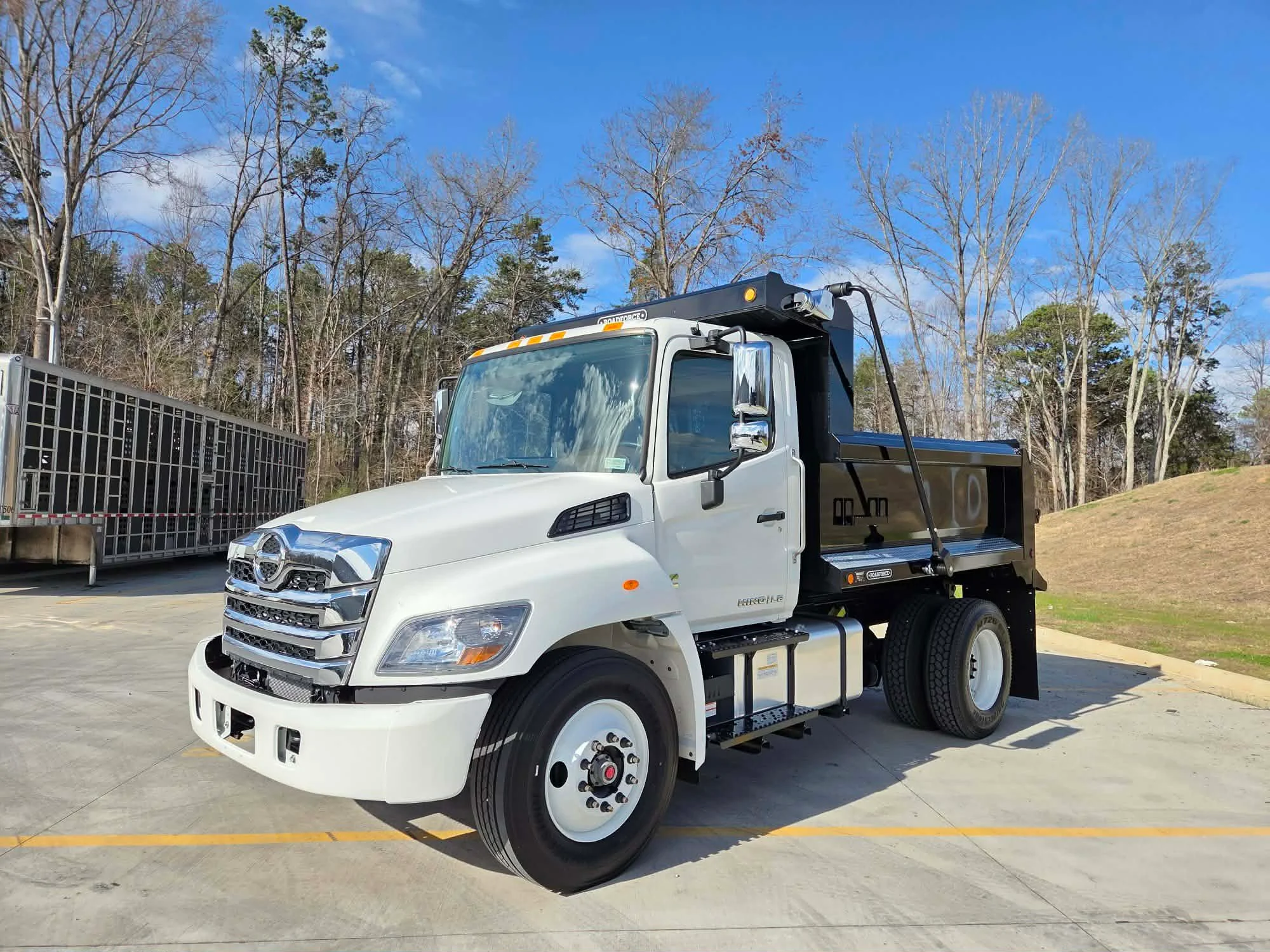 2026 Hino L6 in Knoxville, TN — photo 2