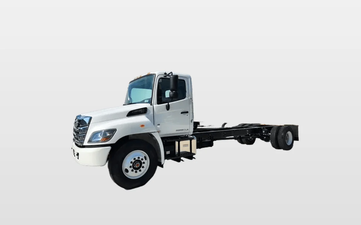 2026 Hino L6 - image 1