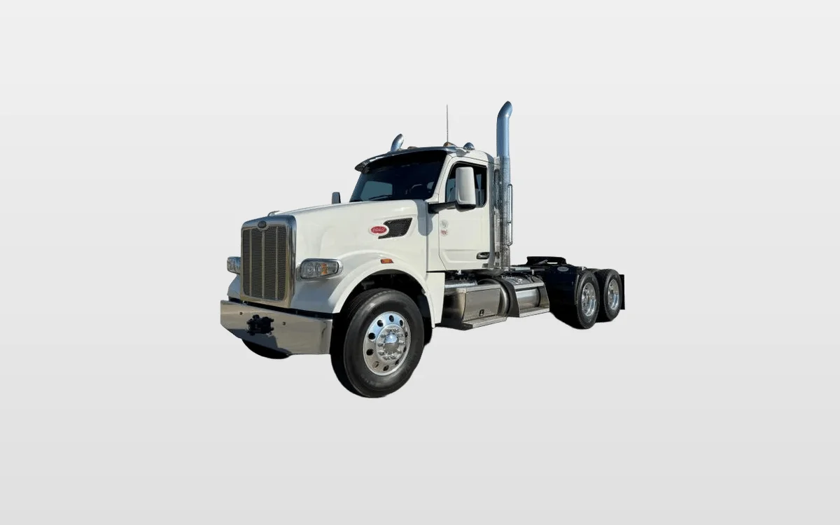 2026 Peterbilt 567 - image 1