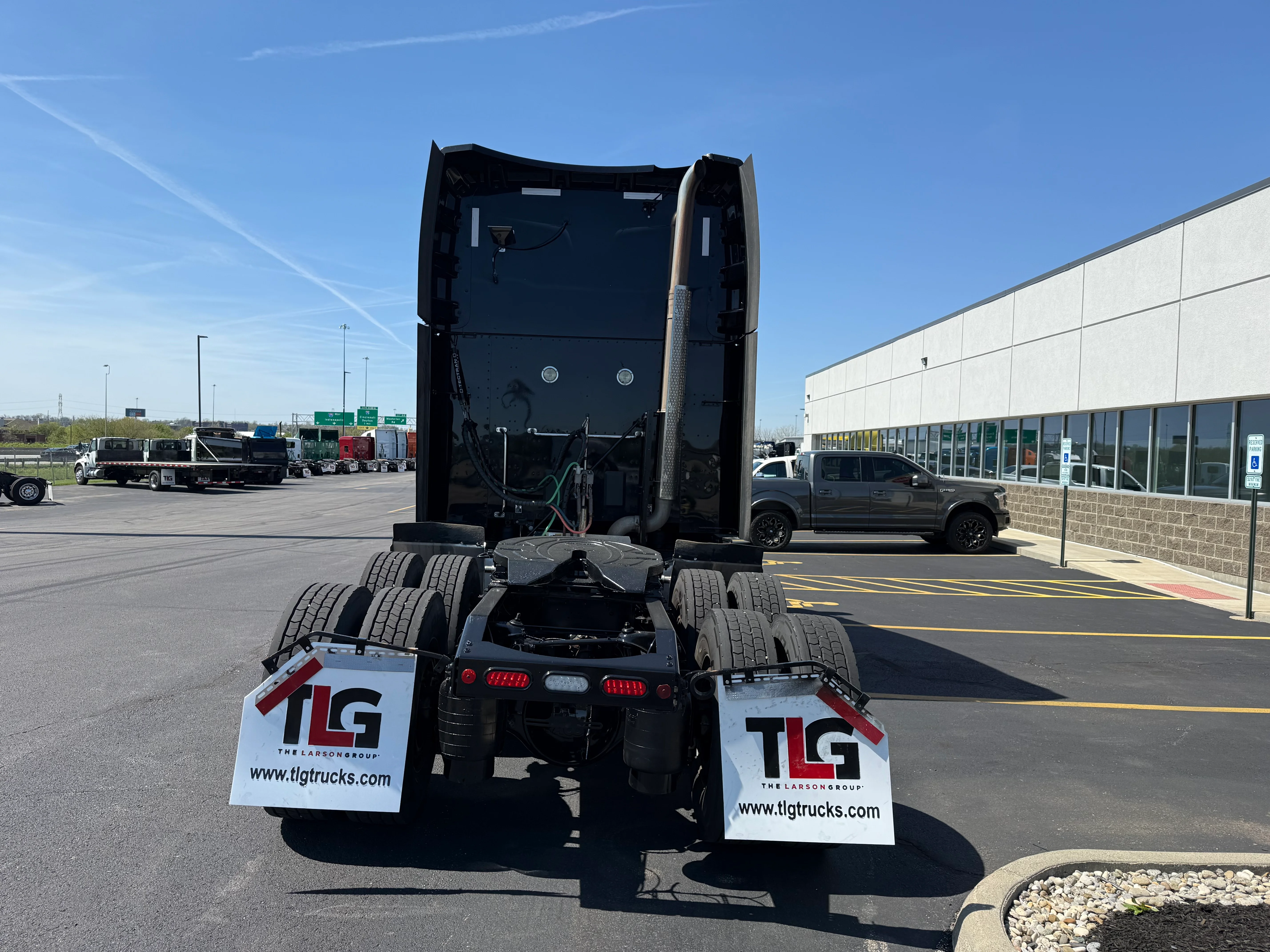 2020 Peterbilt 579 - image 4