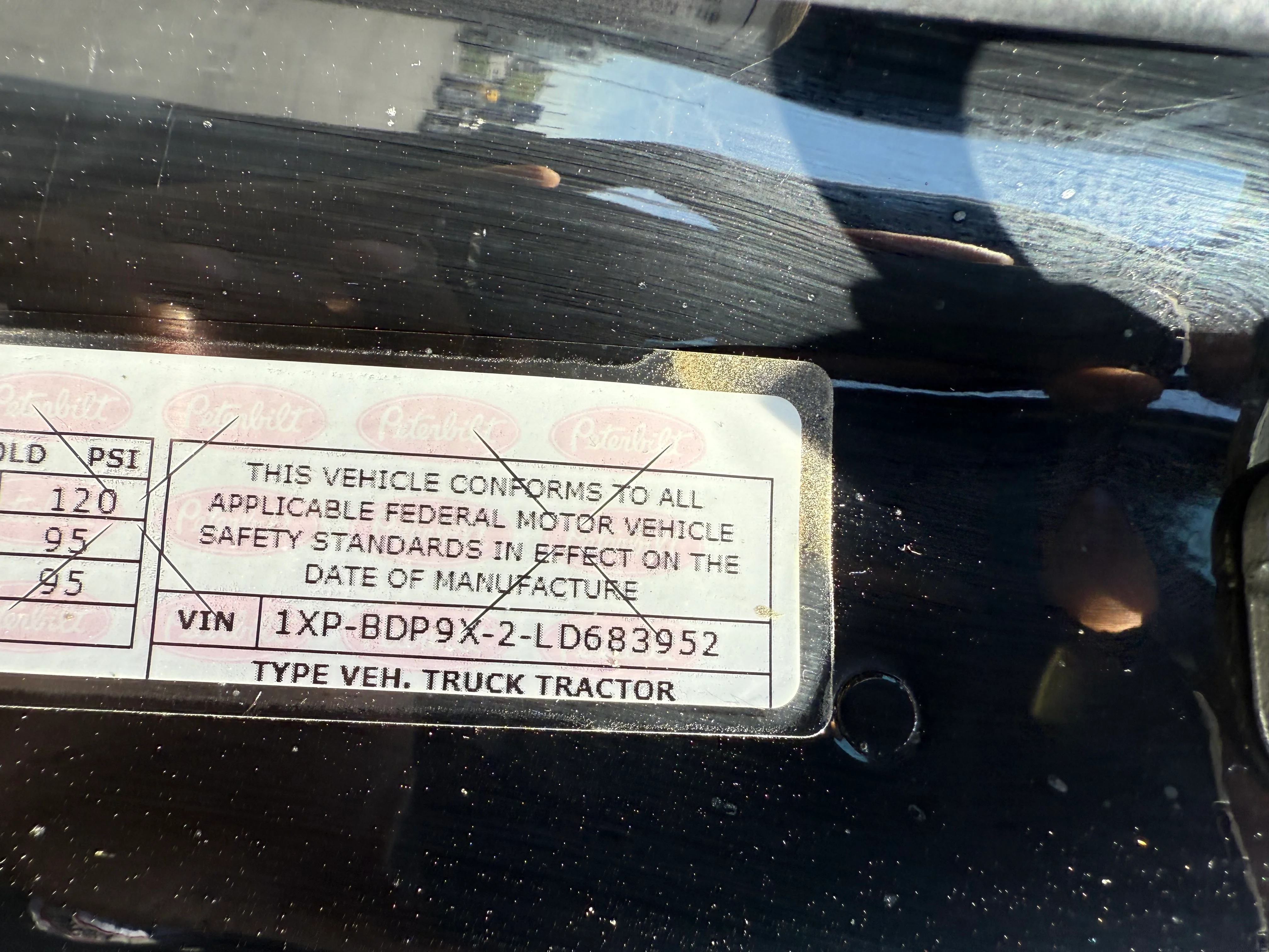 2020 Peterbilt 579 - image 15