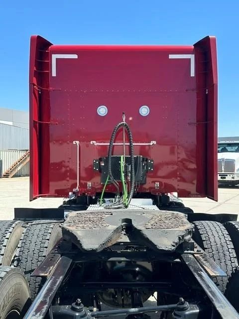 2023 Peterbilt 579 — photo 6