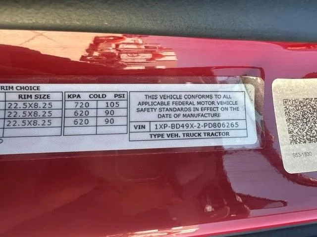2023 Peterbilt 579 — photo 14