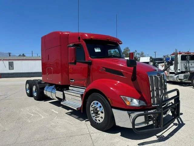 2023 Peterbilt 579 — photo 3
