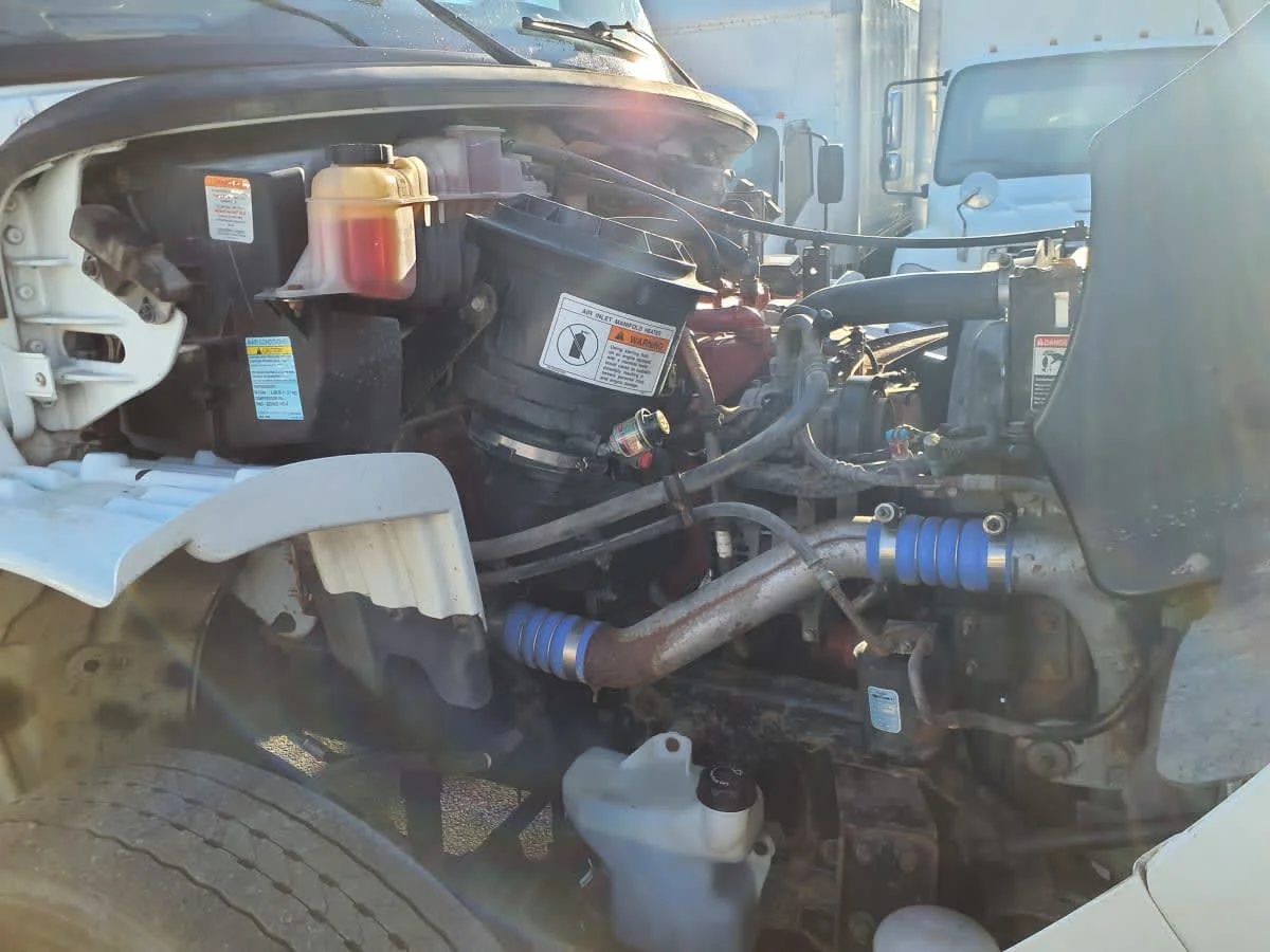 2018 Freightliner M2 106 in Springfield, MA — photo 12