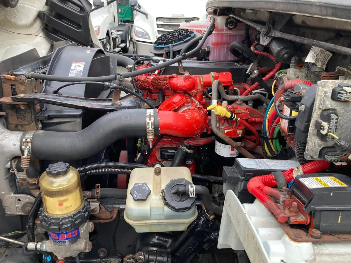 2014 Freightliner M2 106 - image 11