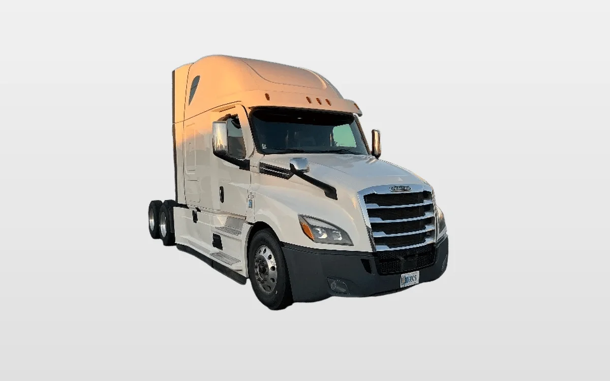 2022 Freightliner Cascadia - image 1