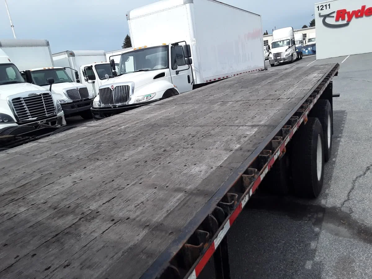 2020 Freightliner M2 106 in Allentown, PA — photo 11