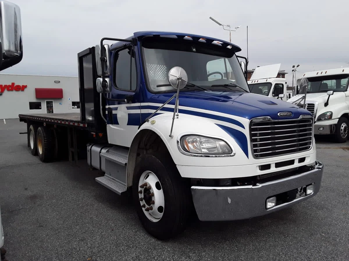 2020 Freightliner M2 106 - image 3