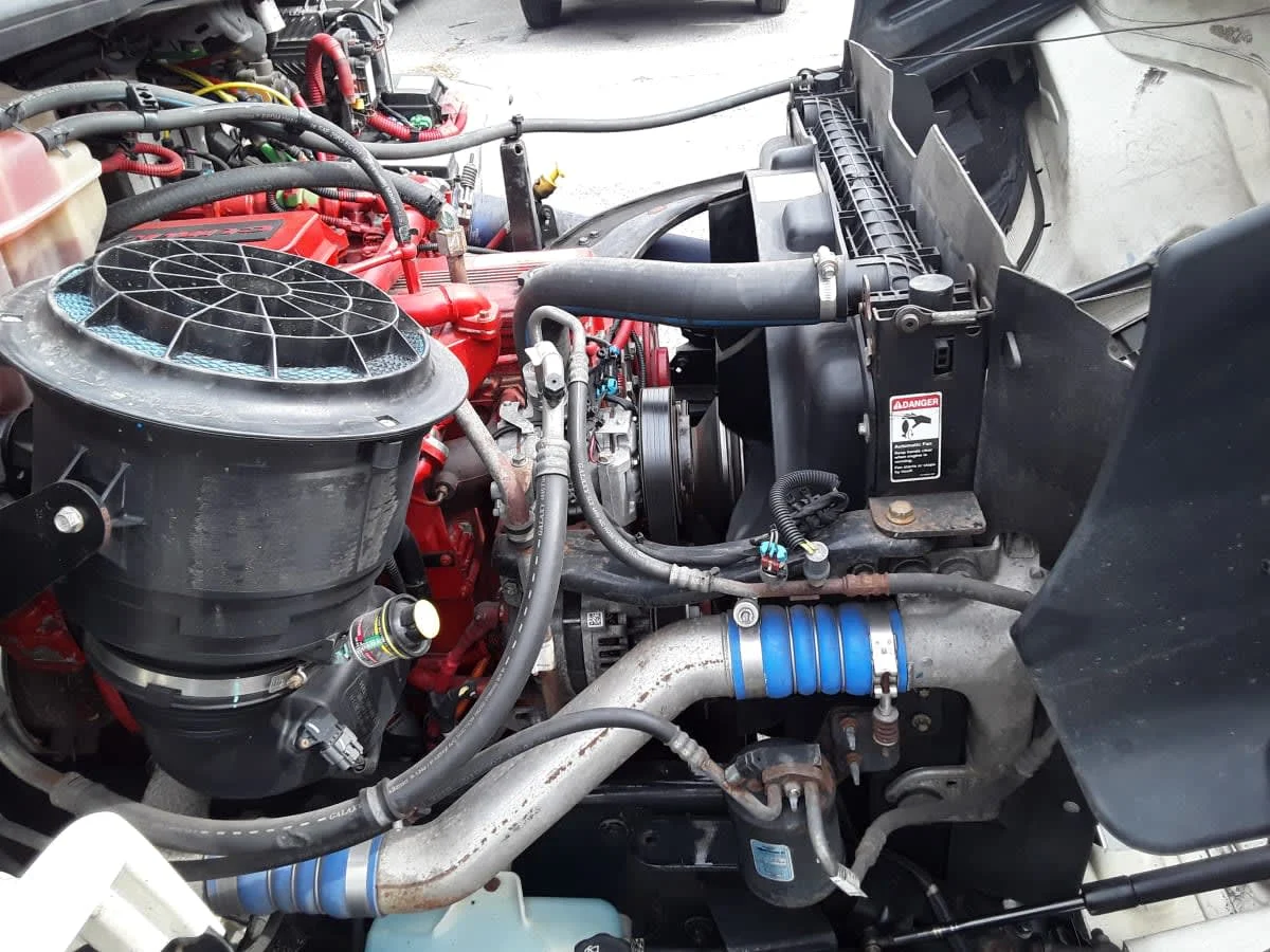 2020 Freightliner M2 106 - image 12