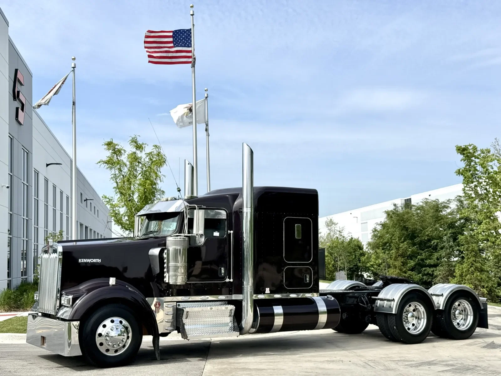 2018 Kenworth W900
