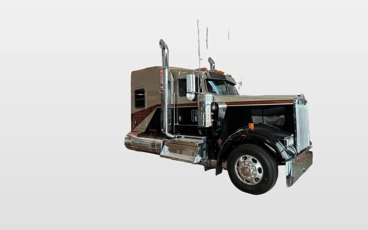 2026 Kenworth W900 - image 1