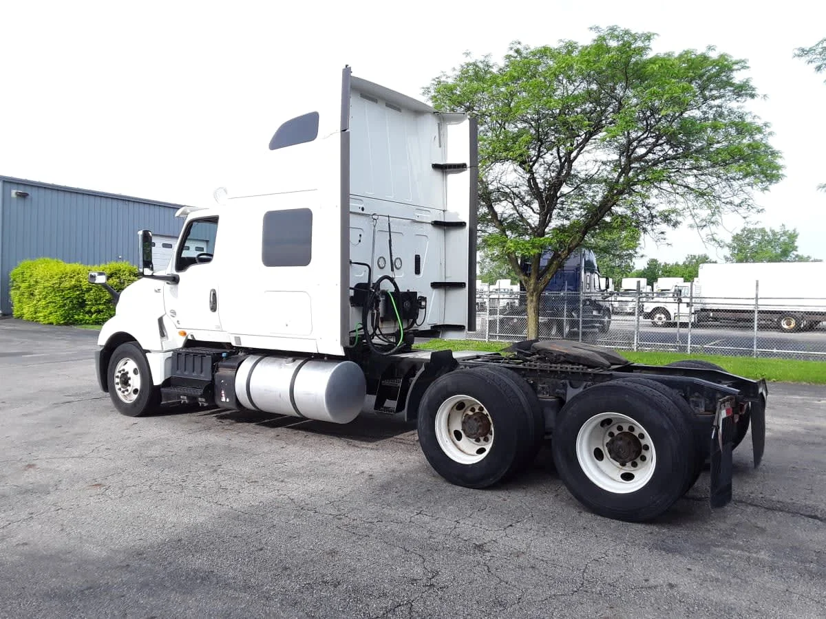 2019 International LT in Hilliard, OH — photo 6