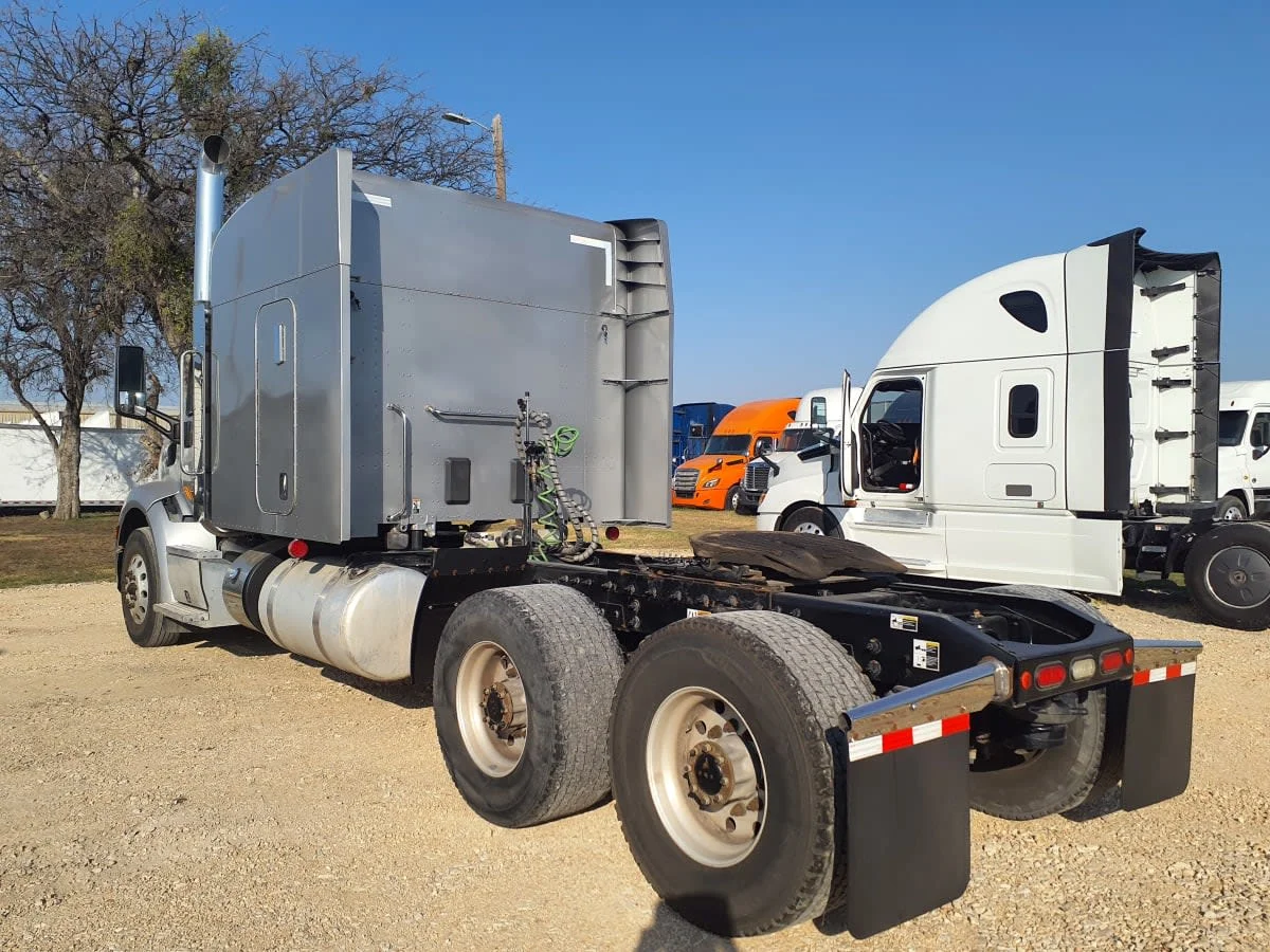 2021 Peterbilt 579 - image 6