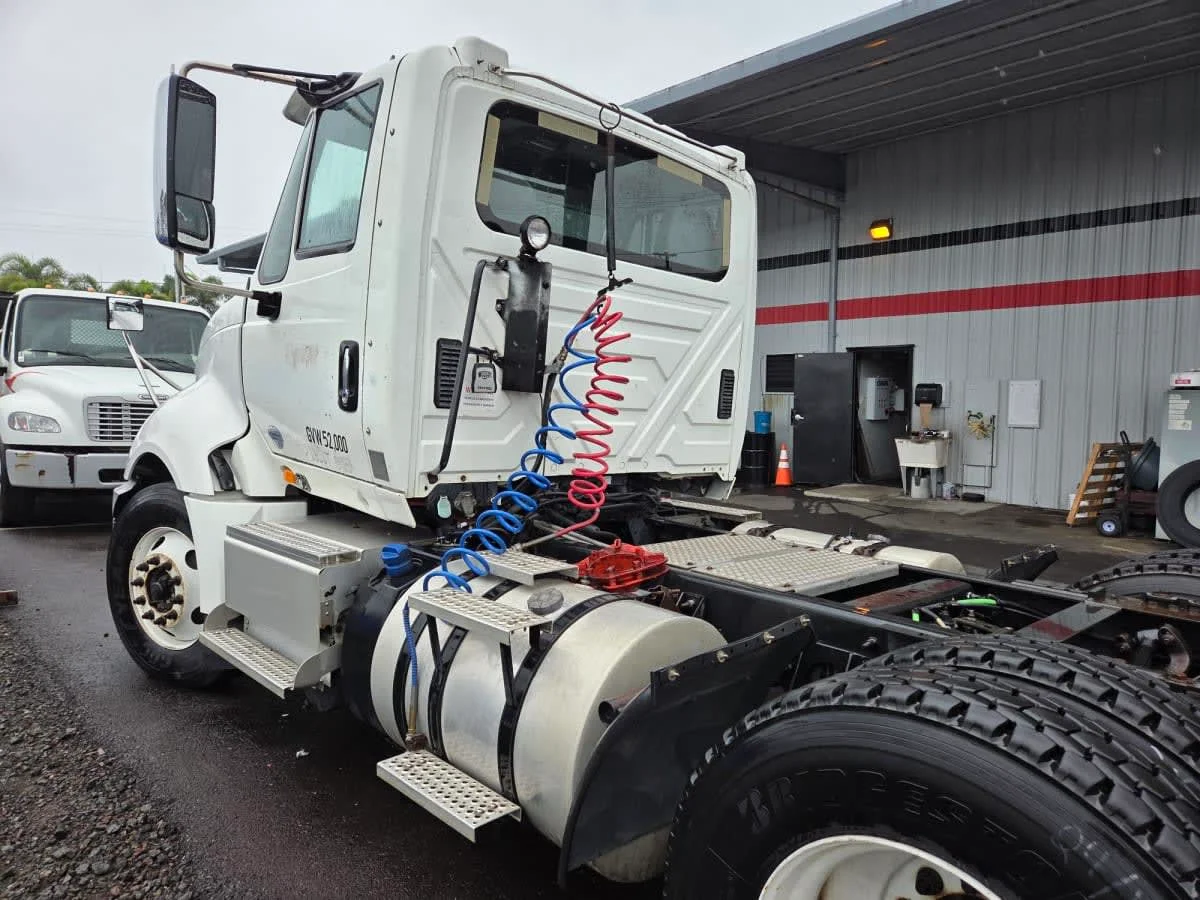 2016 International ProStar in Keaau, HI — photo 6