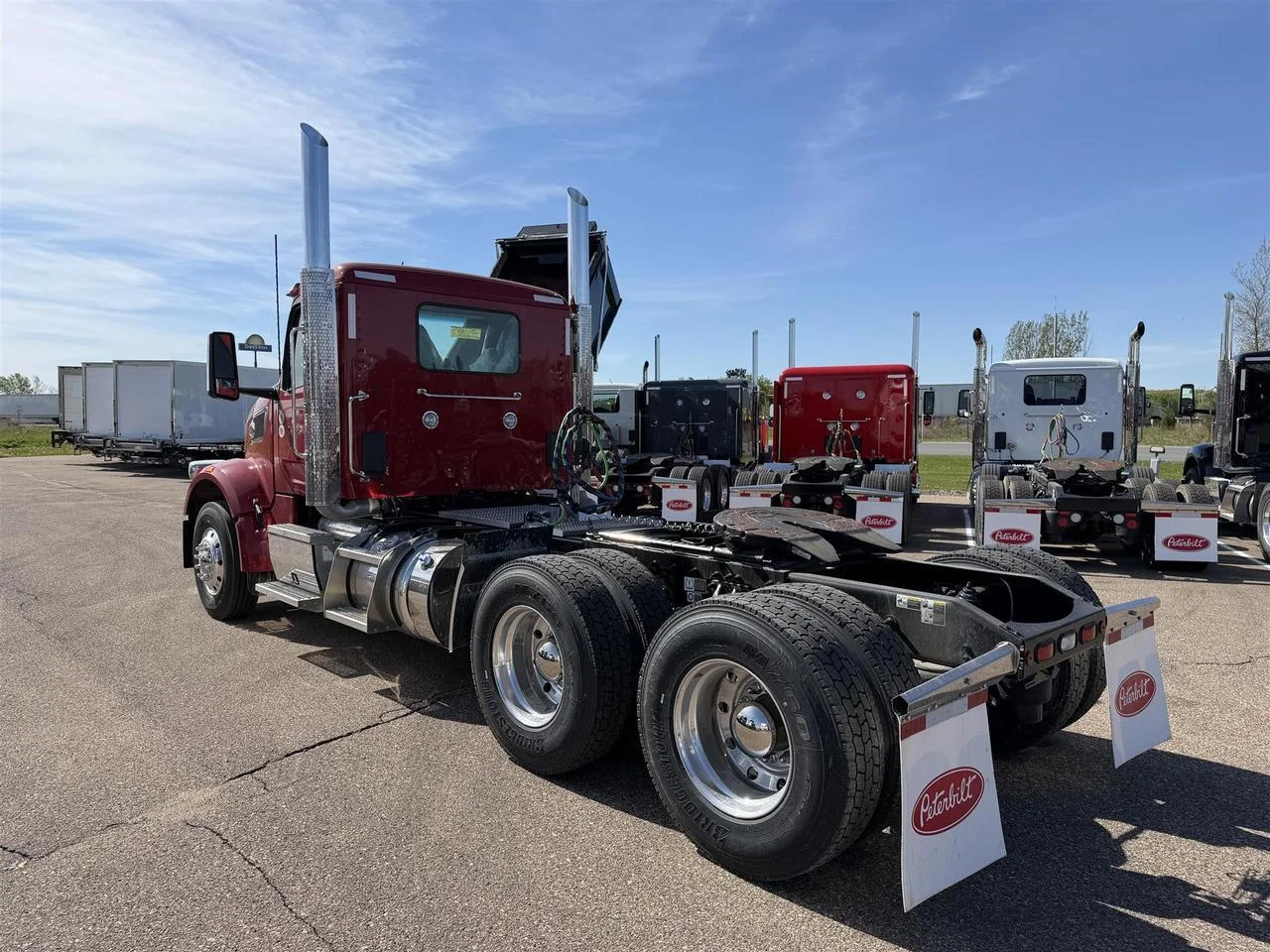 2027 Peterbilt 567 in Eau Claire, WI — photo 2