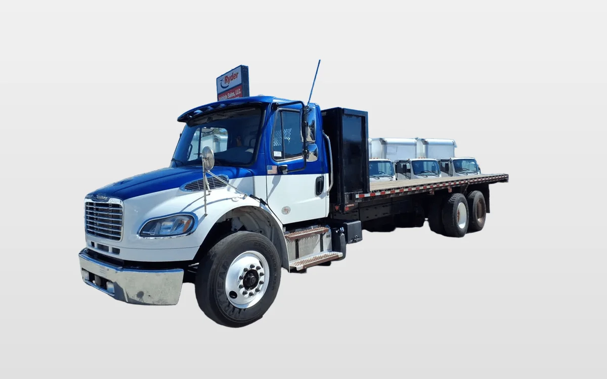2020 Freightliner M2 106 - image 1