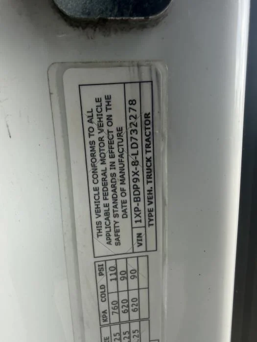 2020 Peterbilt 579 — photo 28