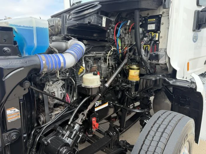 2020 Peterbilt 579 — photo 17