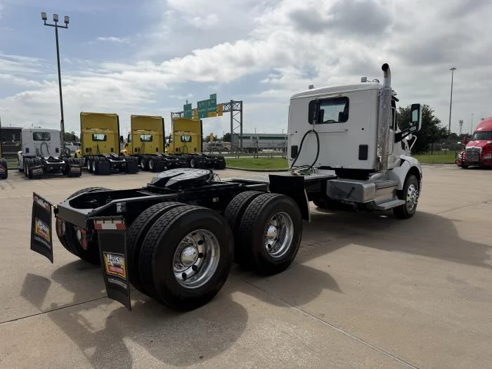 2020 Peterbilt 579 — photo 6
