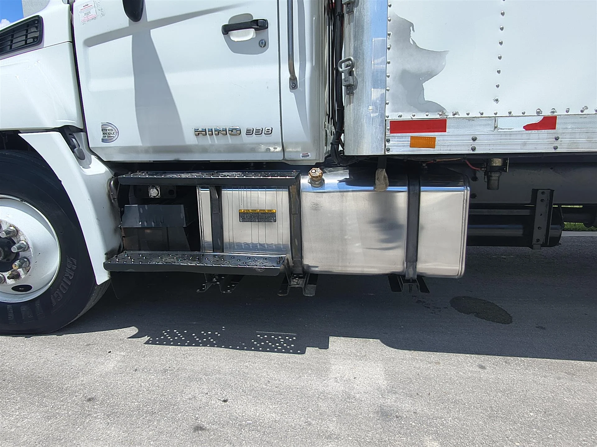2020 Hino 338 in Fort Lauderdale, FL — photo 9