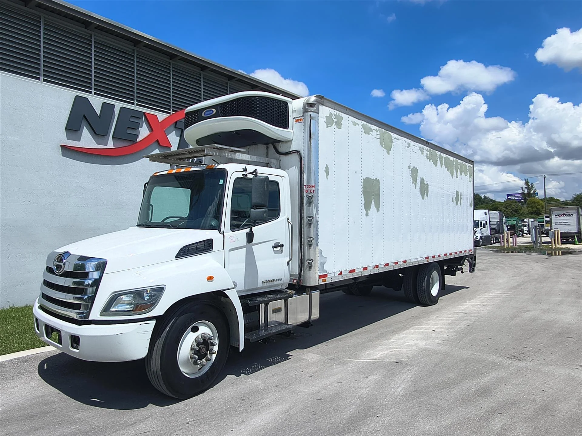 2020 Hino 338