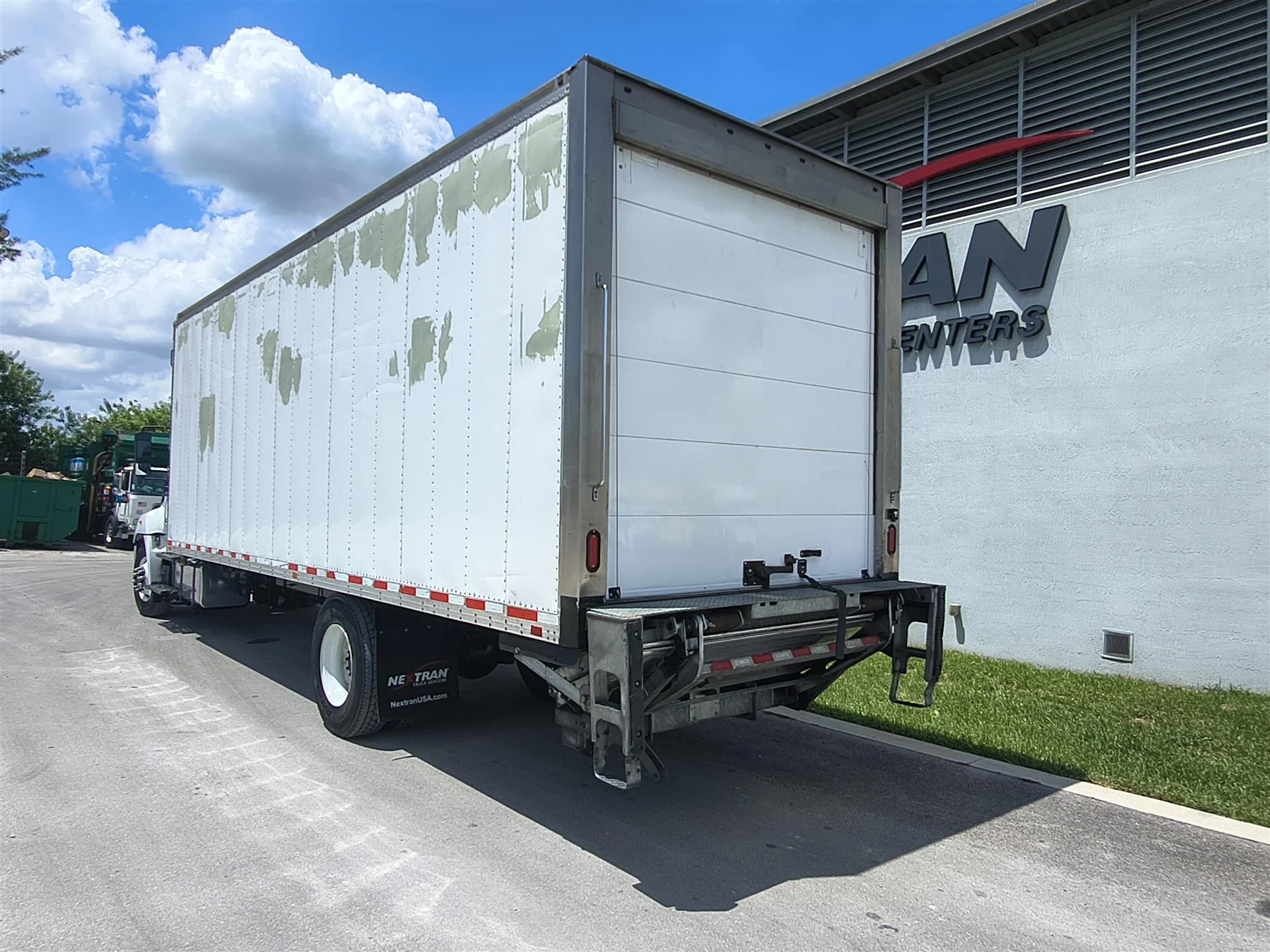 2020 Hino 338 in Fort Lauderdale, FL — photo 7