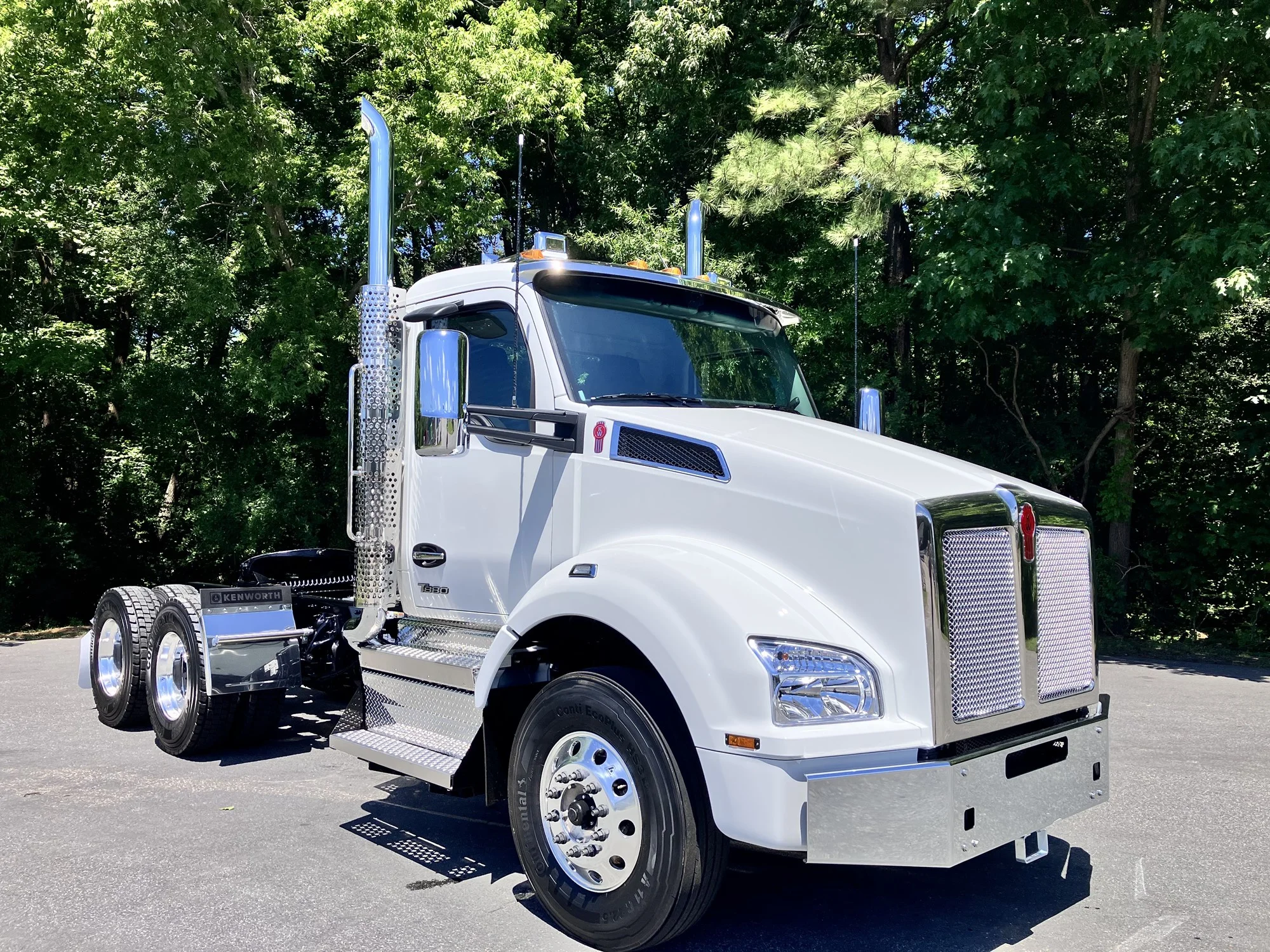 2027 Kenworth T880 in Chesapeake, VA