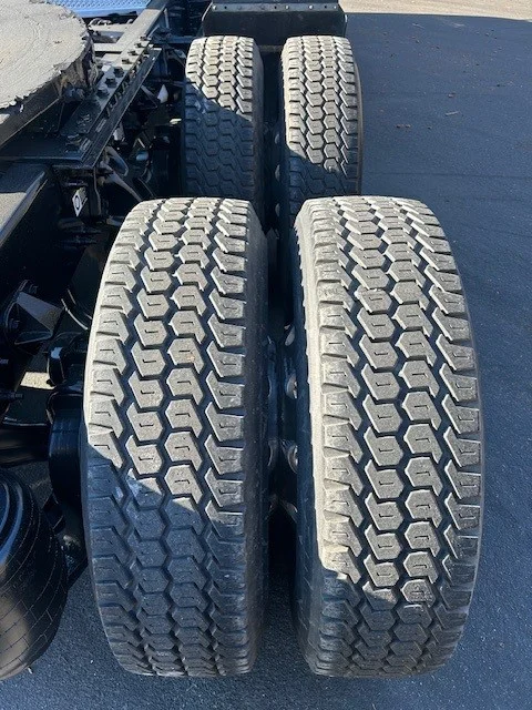 2021 Peterbilt 579 - image 7