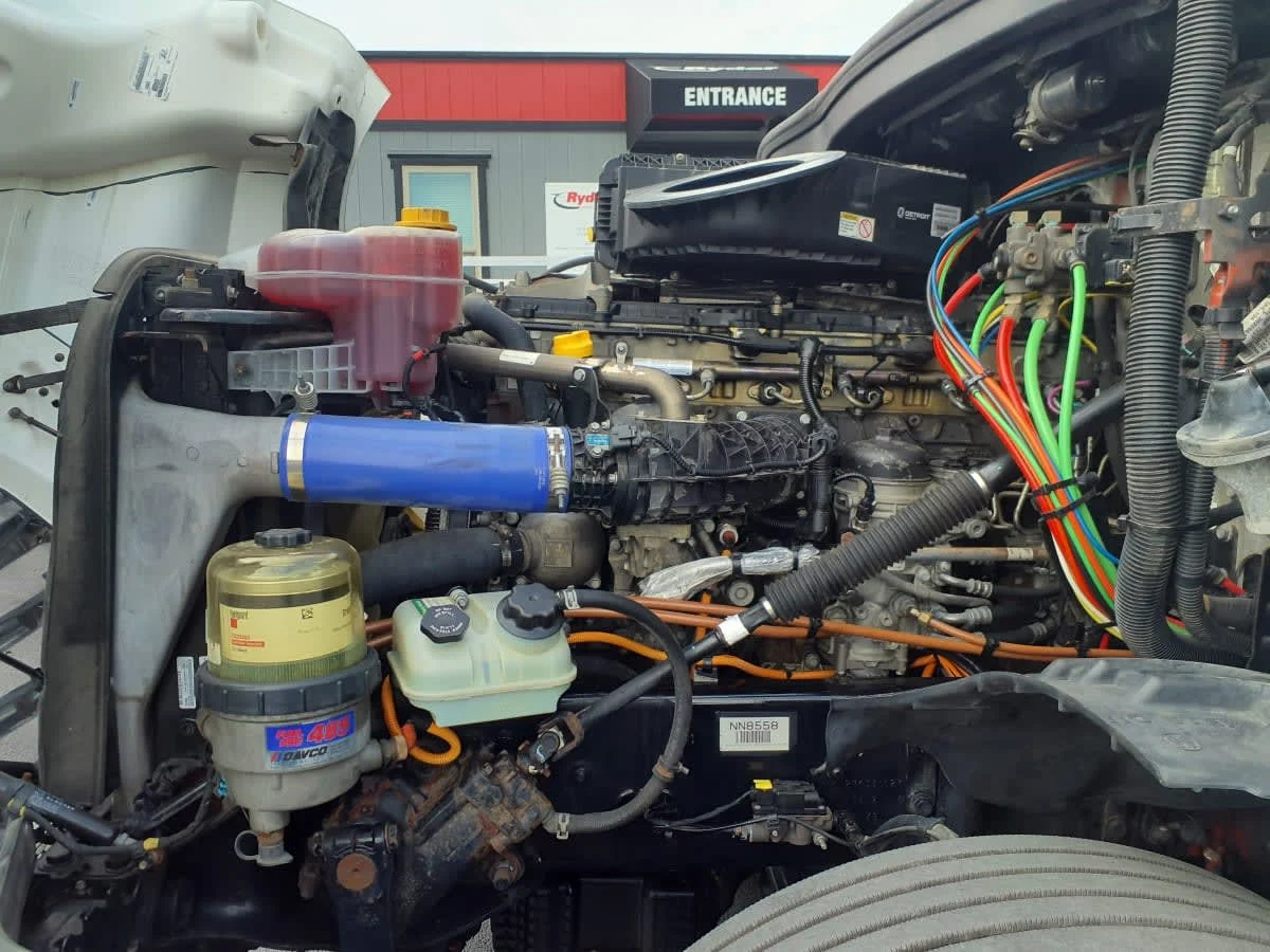 2022 Freightliner Cascadia in Clarksville, IN — photo 8