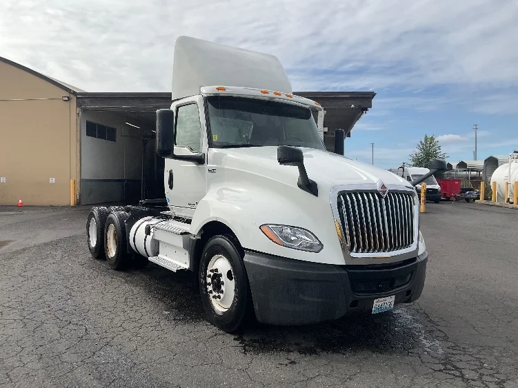 2019 International LT in Tacoma, WA
