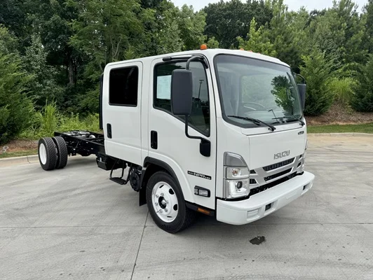 2027 Isuzu NPR