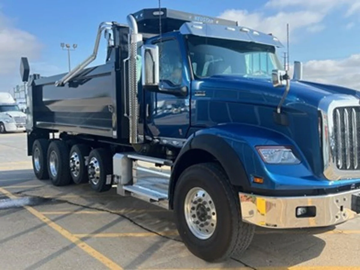 2026 International HX in Altoona, IA