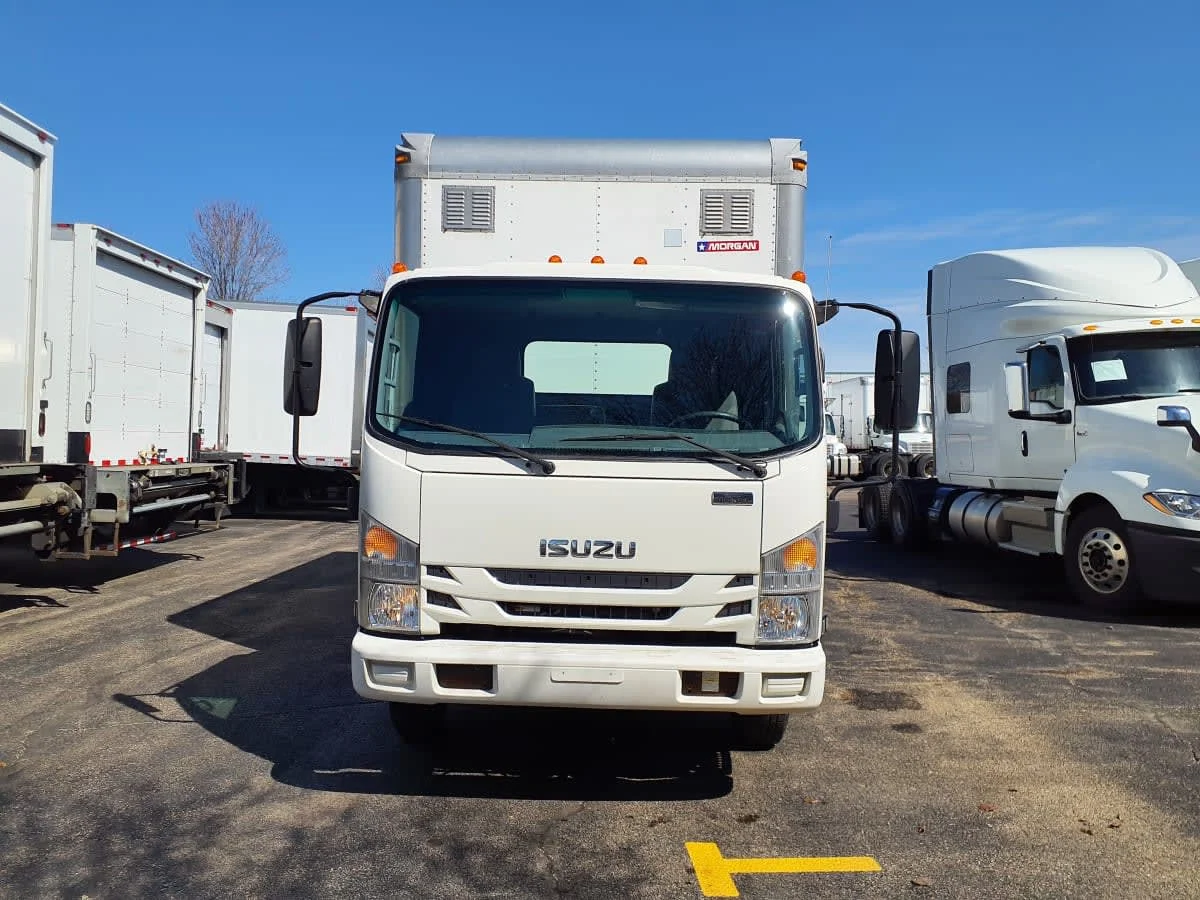 2019 Isuzu NPR - image 2