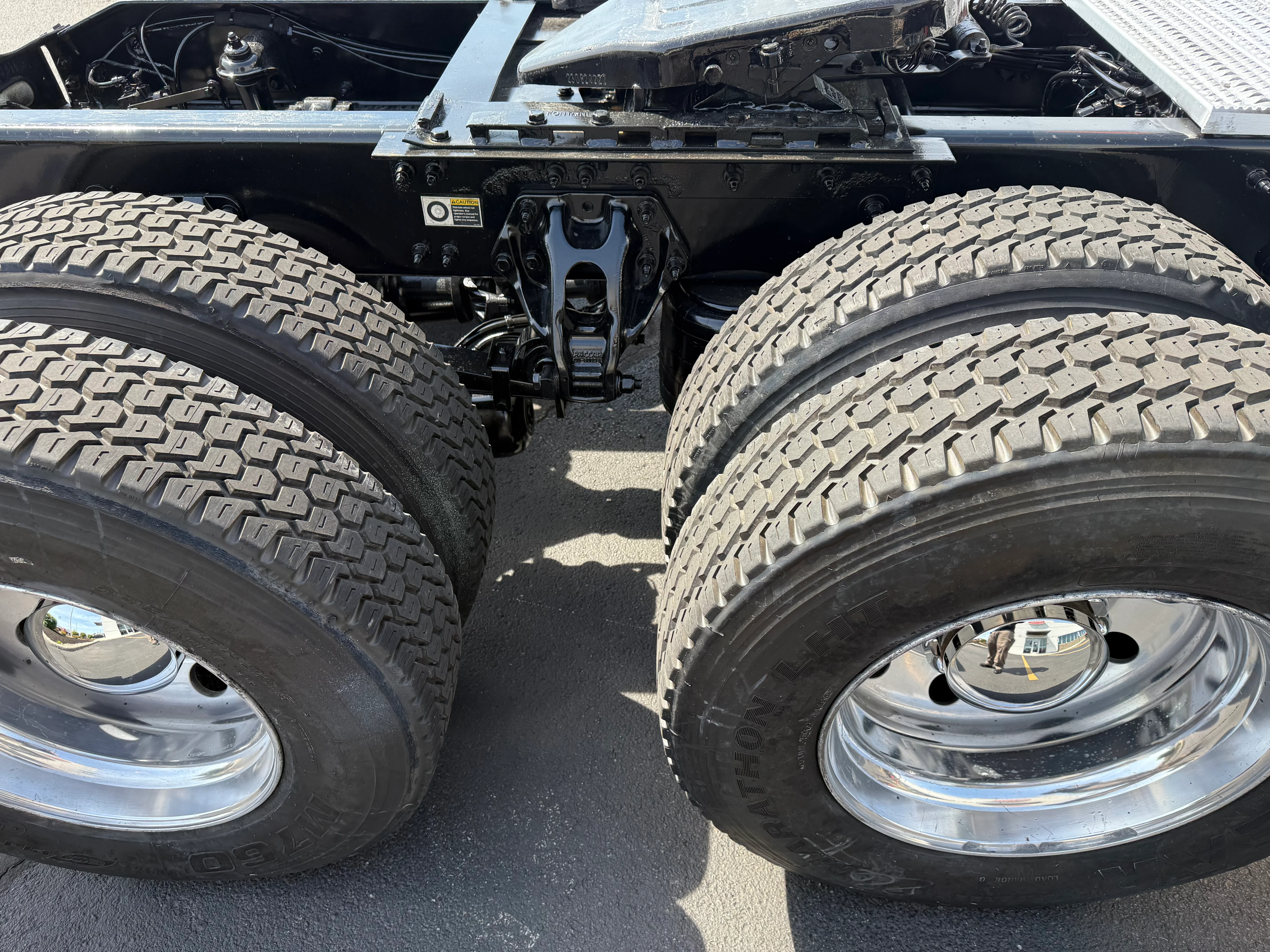 2021 Peterbilt 579 in Cincinnati, OH — photo 12