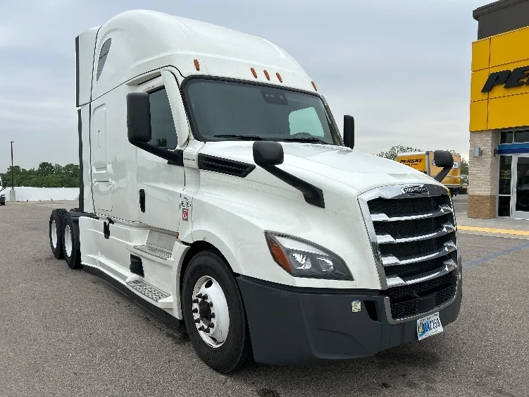 2022 Freightliner Cascadia