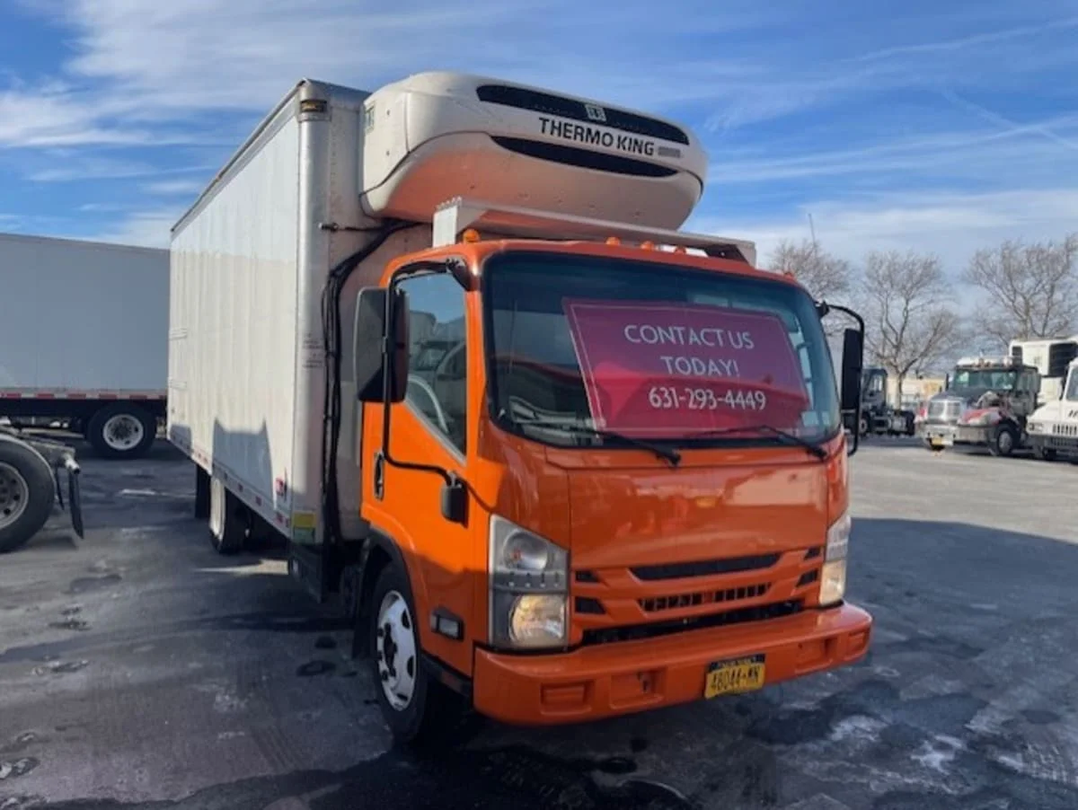 2020 Isuzu NQR - image 3