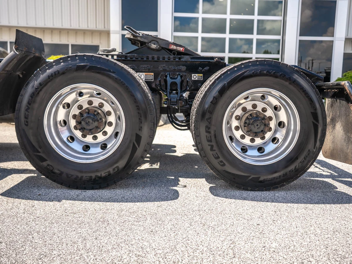 2021 Peterbilt 579 in Duncan, SC — photo 13