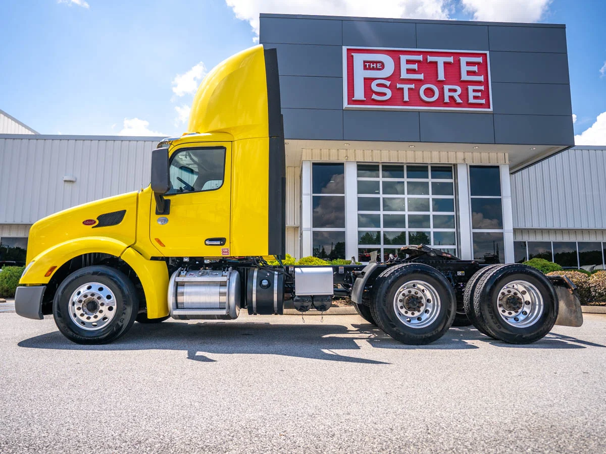 2021 Peterbilt 579 in Duncan, SC — photo 3