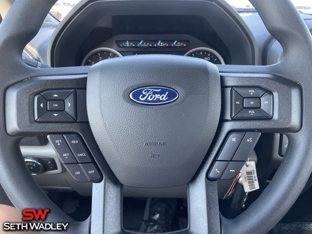 2022 Ford — photo 20