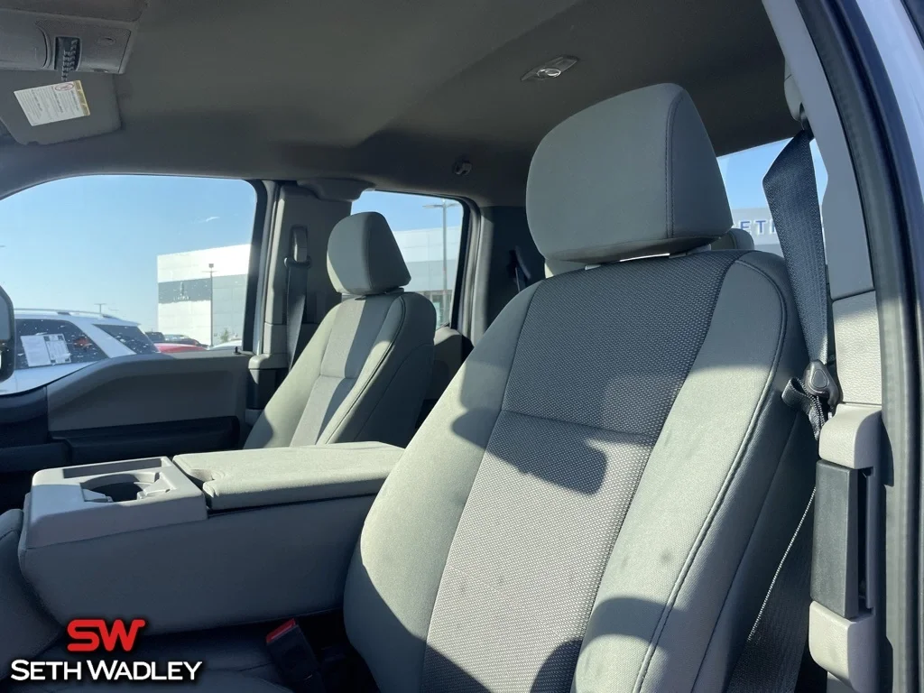 2022 Ford — photo 16