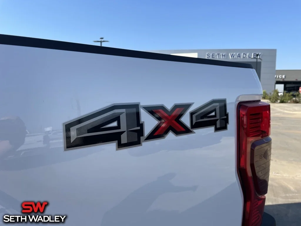 2022 Ford — photo 6