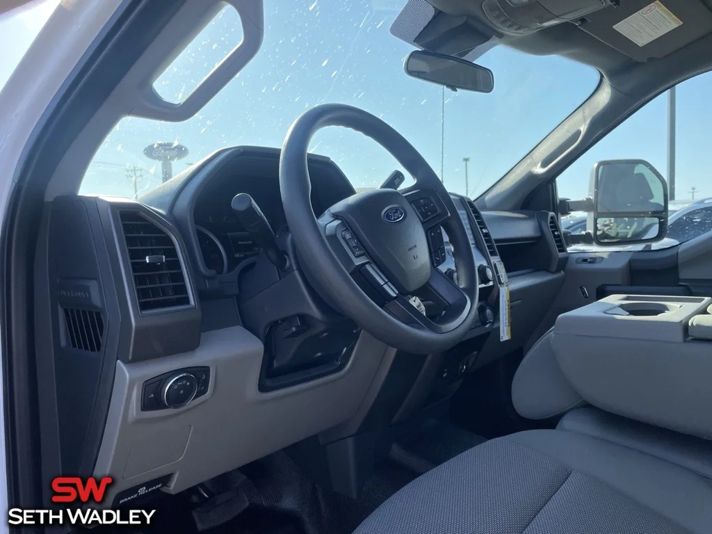 2022 Ford — photo 17