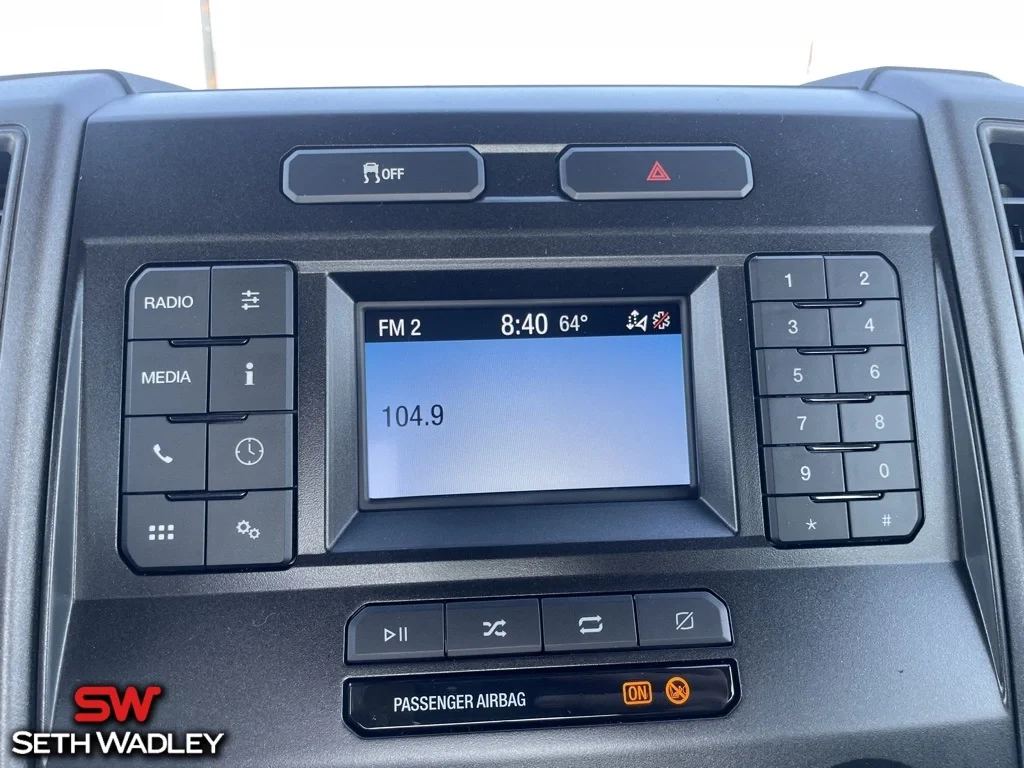 2022 Ford — photo 25
