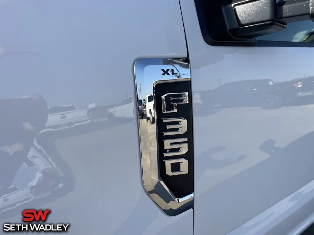 2022 Ford — photo 3