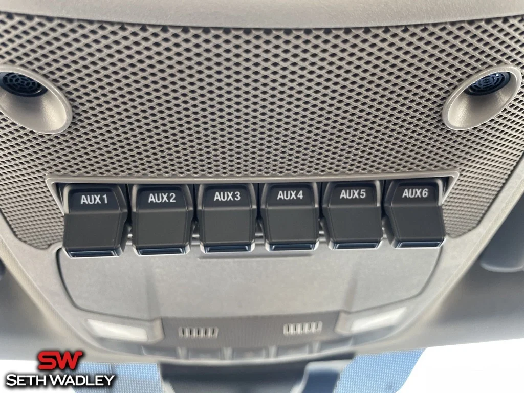 2022 Ford — photo 29