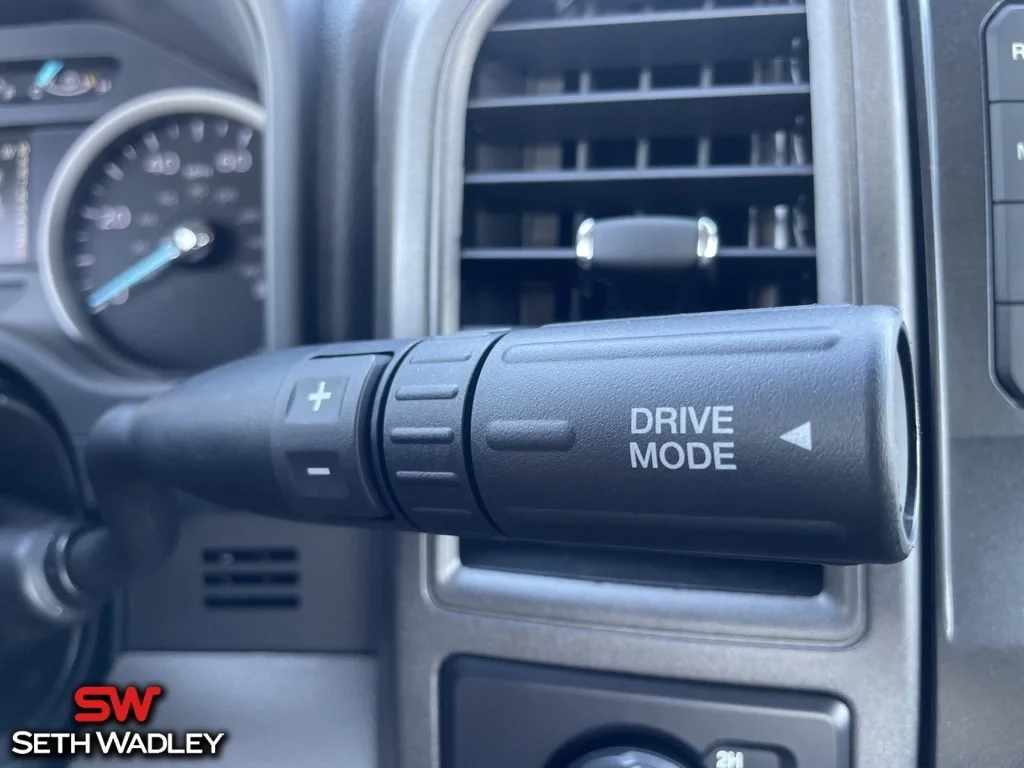 2022 Ford — photo 21