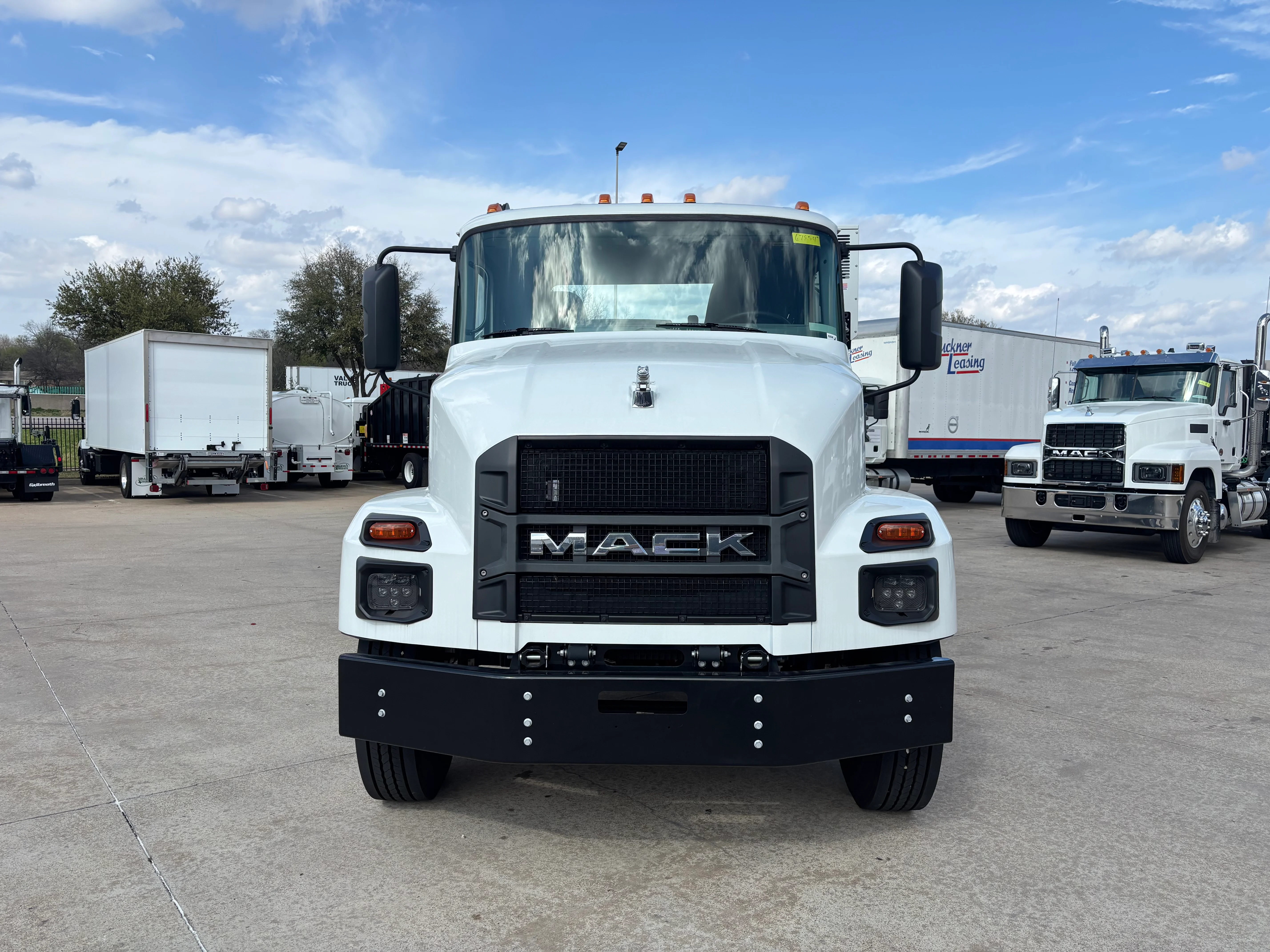 2025 Mack MD in Dallas I-20, TX — photo 2